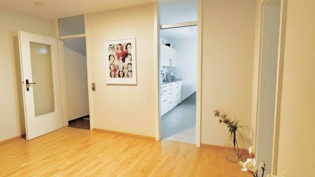 Wohnung zum Kauf 289.000 € 4 Zimmer 90 m² 2. Geschoss frei ab sofort Hirschlanden Ditzingen 71254