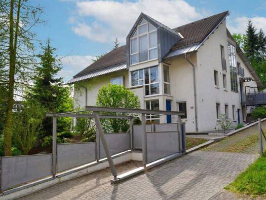 Wohnung zur Miete 950 € 2 Zimmer 93 m² frei ab 01.04.2026 Goldbach 63773