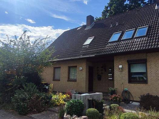 Doppelhaushälfte zum Kauf 410.000 € 120 m² 336 m² Grundstück frei ab sofort Blumenstraße 42 Willinghusen Barsbüttel 22885