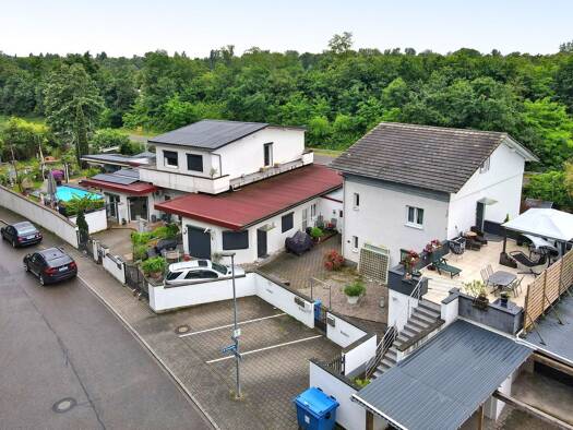 Gewerbeobjekt zum Kauf als Kapitalanlage geeignet 1.575.000 € 21 Zimmer 331 m² 1.552 m² Grundstück Bad Bellingen 79415