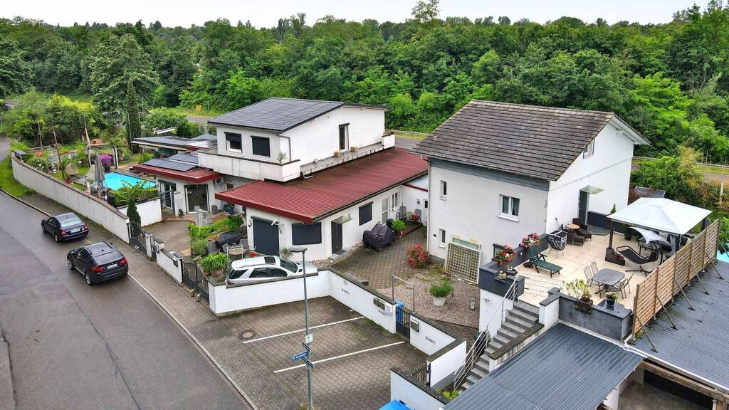 Gewerbeobjekt zum Kauf als Kapitalanlage geeignet 1.575.000 € 21 Zimmer 331 m² 1.552 m² Grundstück Bad Bellingen 79415