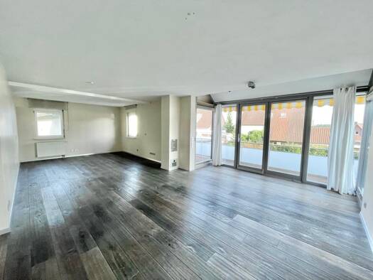 Einfamilienhaus zur Miete 2.200 € 7 Zimmer 175 m² 355 m² Grundstück frei ab sofort Denkendorf 73770