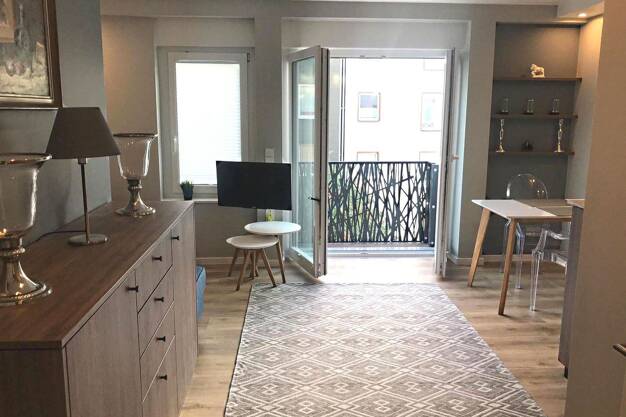 Wohnung zur Miete Wohnen auf Zeit 1.480 € 2 Zimmer 43 m² frei ab 01.10.2025 Düsseldorf 40477