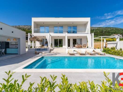 Haus zum Kauf 800.000 € 4 Zimmer 180 m² Omiš 0