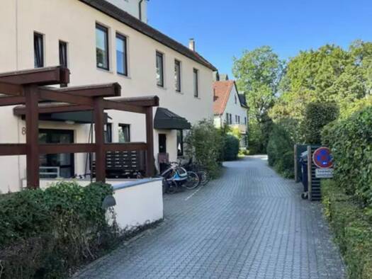 Wohnung zur Miete 620 € 1 Zimmer 47 m² Geschoss 2/3 frei ab sofort Erlangen-Süd Erlangen 91052