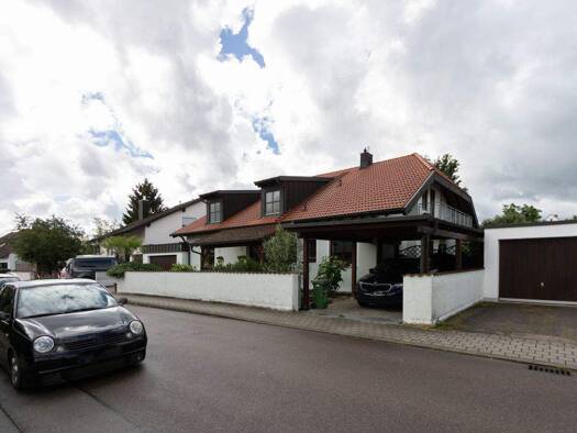 Wohnung zur Miete 950 € 3 Zimmer 90 m² 1. Geschoss frei ab sofort Gerolfing Ingolstadt 85049