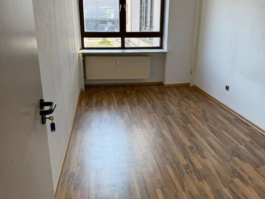 Bürofläche zur Miete provisionsfrei 405 € 4 Zimmer 135 m² Bürofläche Kaiserstraße 6 St Johann Saarbrücken 66111