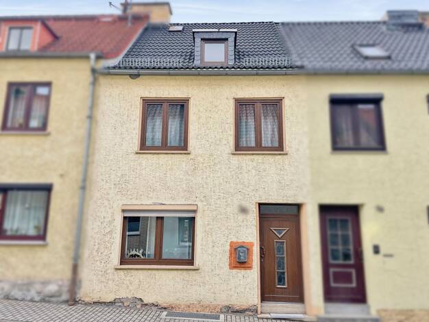 Reihenmittelhaus zum Kauf 118.500 € 4 Zimmer 90 m² 260 m² Grundstück Unterwellenborn 07333