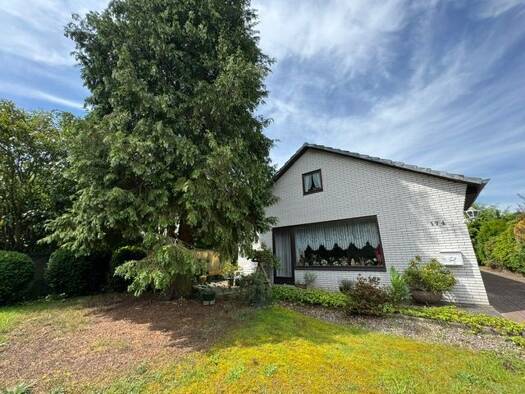 Einfamilienhaus zum Kauf 495.000 € 9 Zimmer 150 m² 822 m² Grundstück frei ab sofort Waldenau - Datum 25421