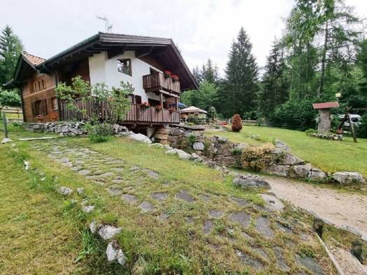 Villa zum Kauf 950.000 € 7 Zimmer 438 m² Località Plaze di Tret