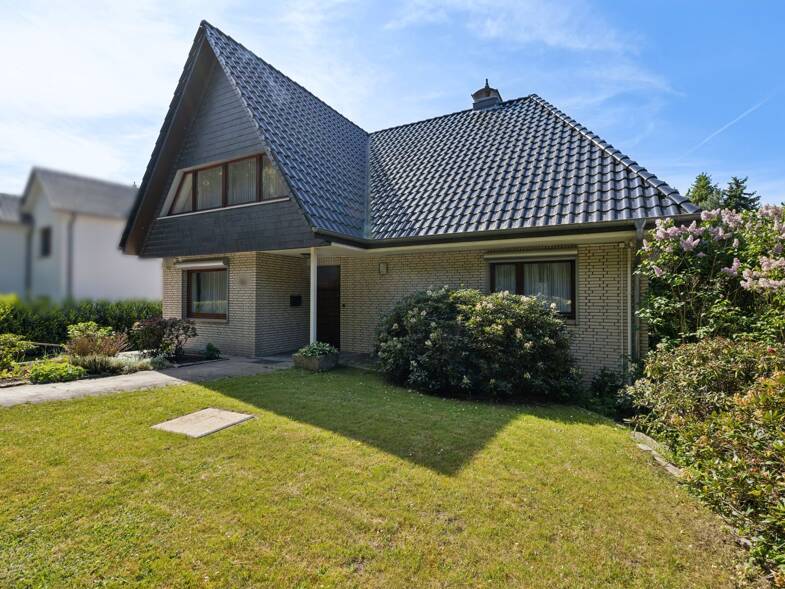 Einfamilienhaus zum Kauf 585.000 € 10 Zimmer 251 m² 600 m² Grundstück Börnsen 21039
