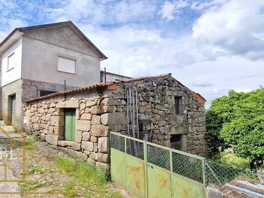 Einfamilienhaus zum Kauf provisionsfrei 79.000 € 3 Zimmer 80 m² 288,5 m² Grundstück Fataunços e Figueiredo das Donas 3670-104