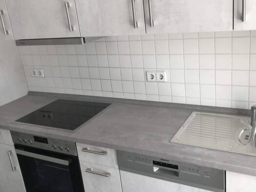 Wohnung zur Miete 750 € 3 Zimmer 97 m² frei ab 01.05.2026 Matthissonstraße . Stadtfeld Ost Magdeburg 39108