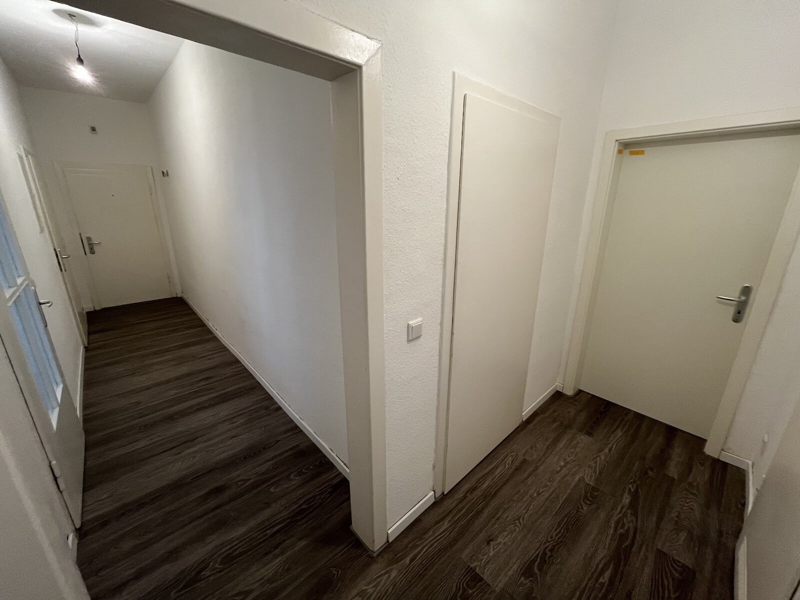 Wohnung zur Miete 460 € 3 Zimmer 65 m²<br/>Wohnfläche 1.<br/>Geschoss 01.02.2025<br/>Verfügbarkeit Florastr. 39-41 Laar Duisburg 47119