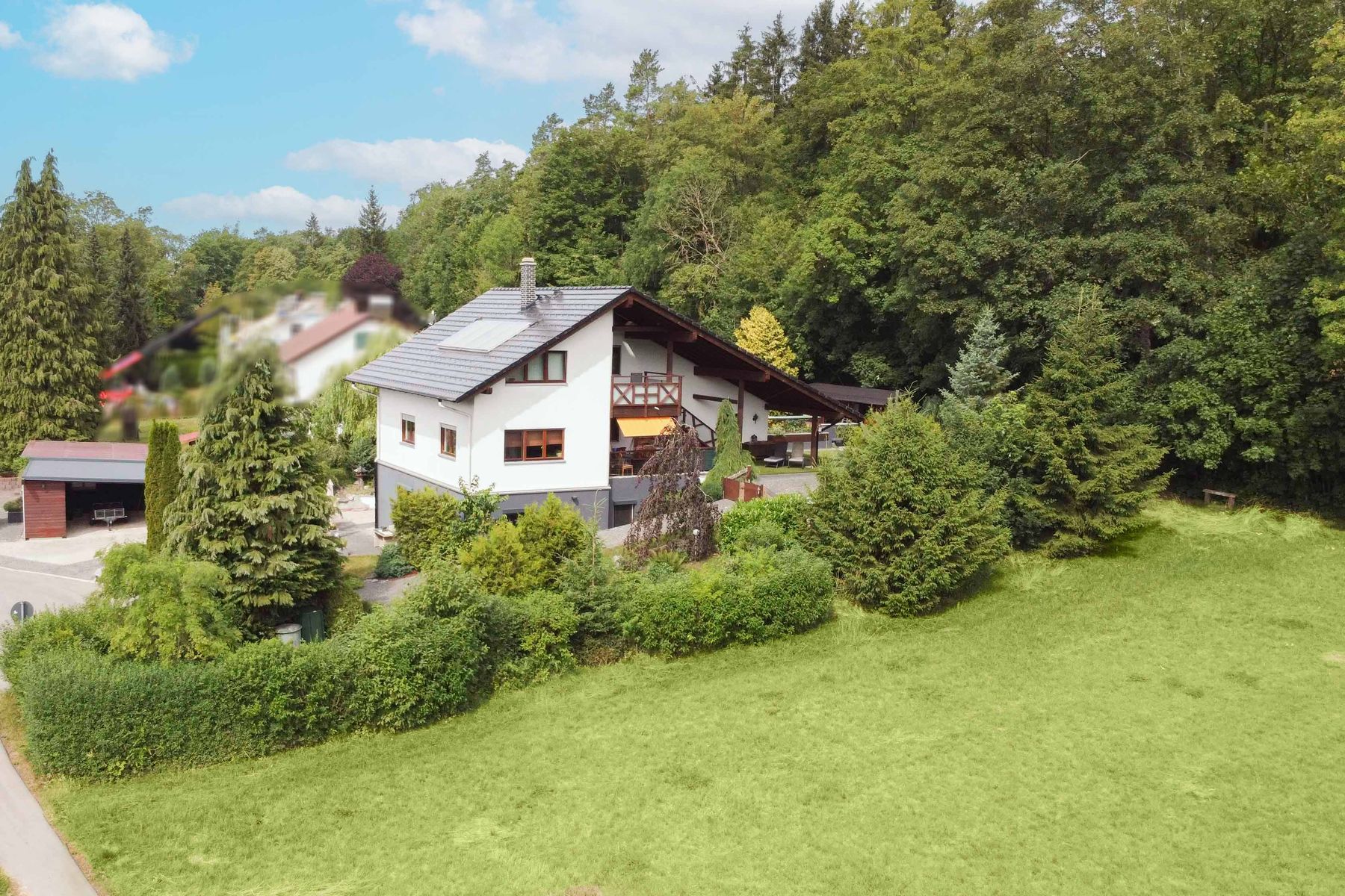 Mehrfamilienhaus zum Kauf 1.100.000 € 7 Zimmer 299,2 m²<br/>Wohnfläche 996,2 m²<br/>Grundstück Bad Dürrheim Bad Dürrheim 78073