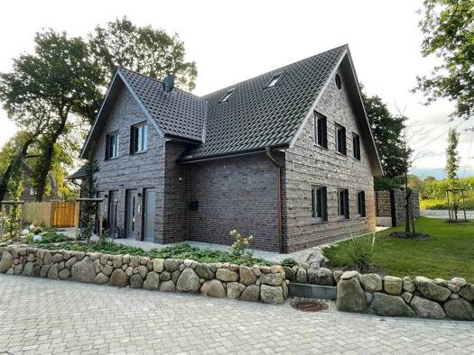Doppelhaushälfte zur Miete - Erstbezug 1.550 € 6 Zimmer 145 m² frei ab sofort Wildeshausen 27793