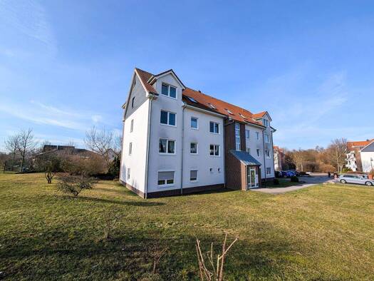 Wohnung zum Kauf provisionsfrei 108.000 € 3 Zimmer 70 m² 2. Geschoss Leuna 06237