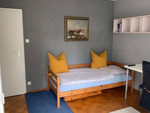 WG-Zimmer zur Miete Wohnen auf Zeit 670 € 13 m² frei ab 31.03.2026 Brahmsweg 0 Botnang Stuttgart Botnang 70195