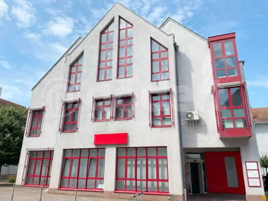 Praxisfläche zur Miete 2.015 € 7 Zimmer 182 m² Bürofläche Sulzbach Sulzbach am Main 63834