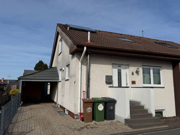 Doppelhaushälfte zum Kauf 300.000 € 5 Zimmer 136 m² 190 m² Grundstück Ransbach-Baumbach 56235