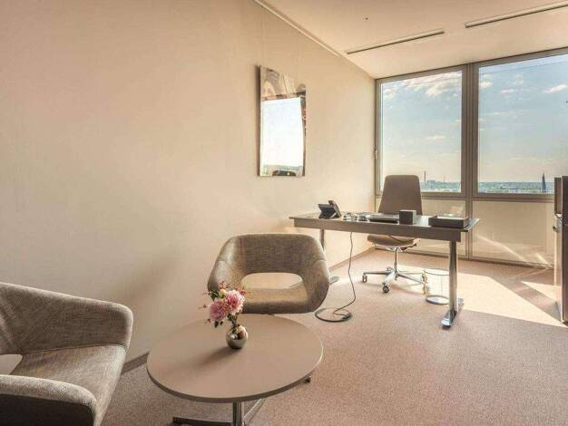 Bürofläche zur Miete provisionsfrei 22 m² Bürofläche teilbar ab 12 m² Dreischeibenhaus 1 Stadtmitte Düsseldorf 40211