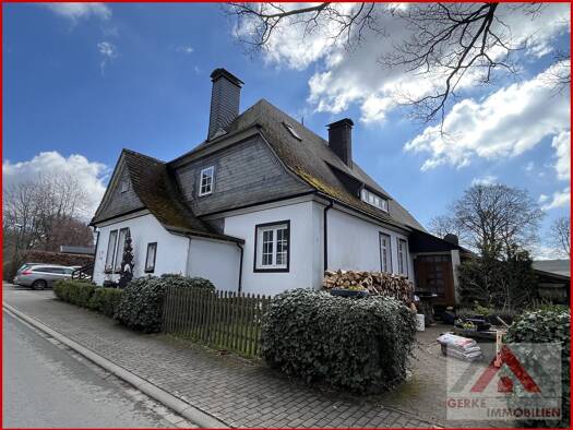 Einfamilienhaus zum Kauf 230.000 € 10 Zimmer 225 m² 880 m² Grundstück Mollseifen Winterberg 59955