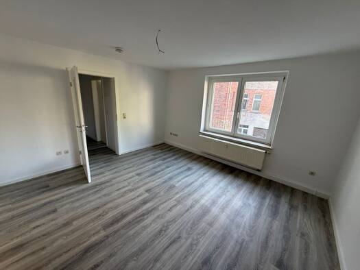 Wohnung zur Miete 250 € 2 Zimmer 37,4 m² 1. Geschoss Max-Pechstein-Straße 16 Innenstadt Zwickau 08056
