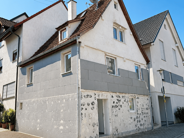Einfamilienhaus zum Kauf 239.999 € 4 Zimmer 98 m² 66 m² Grundstück Heutingsheim Freiberg am Neckar 71691