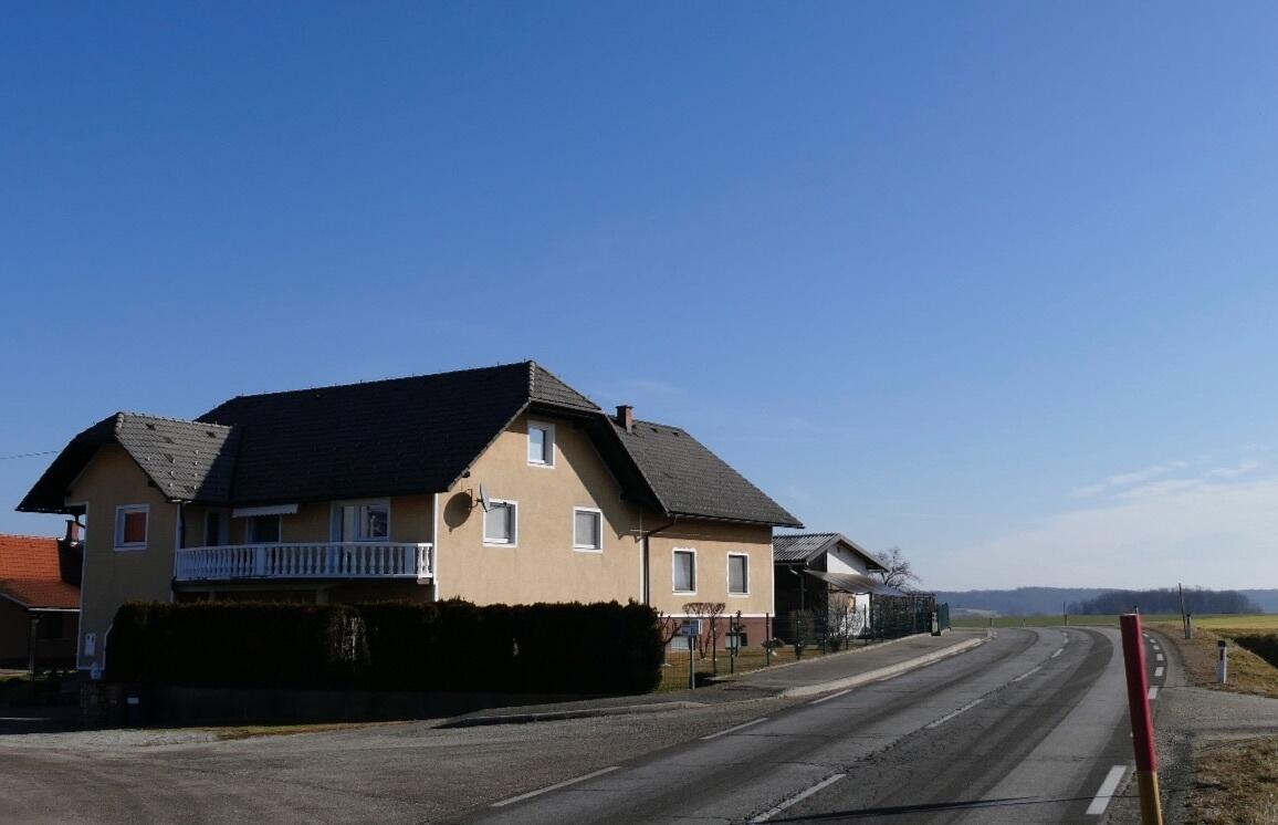 Mehrfamilienhaus zum Kauf 342.000 € 7 Zimmer 357 m²<br/>Wohnfläche 1.286 m²<br/>Grundstück Grabonos 9224