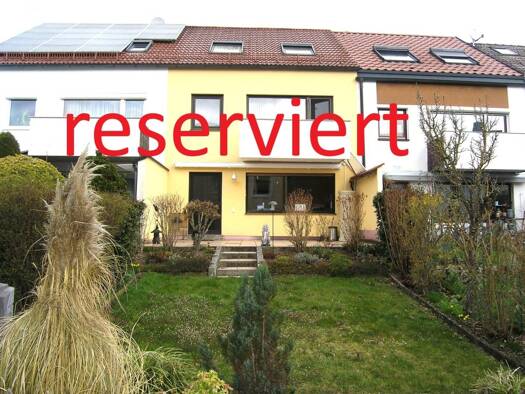 Reihenmittelhaus zum Kauf 398.000 € 5 Zimmer 130 m² 199 m² Grundstück Königsberger Straße 21 Kotzenhof Lauf 91207