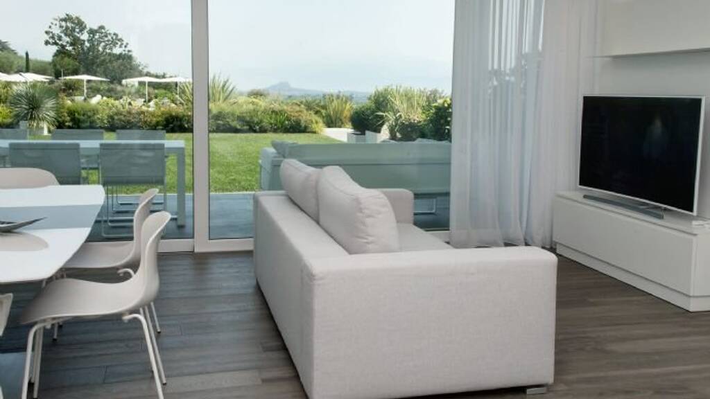 Studio zum Kauf 4 Zimmer 315 m² EG frei ab sofort Padenghe