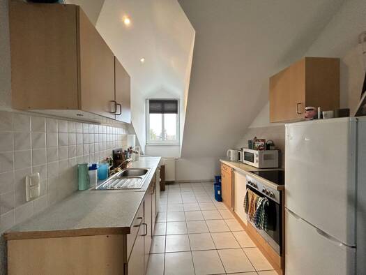 Wohnung zur Miete 348 € 1 Zimmer 38 m² Geschoss 3/3 frei ab 01.04.2026 Lindenthal Leipzig 04158