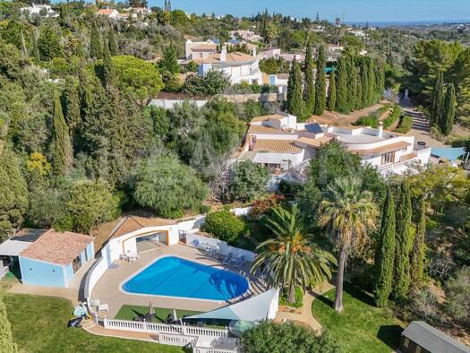 Haus zum Kauf 1.395.000 € 464 m² 5.000 m² Grundstück São Gonçalo de Lagos 8600