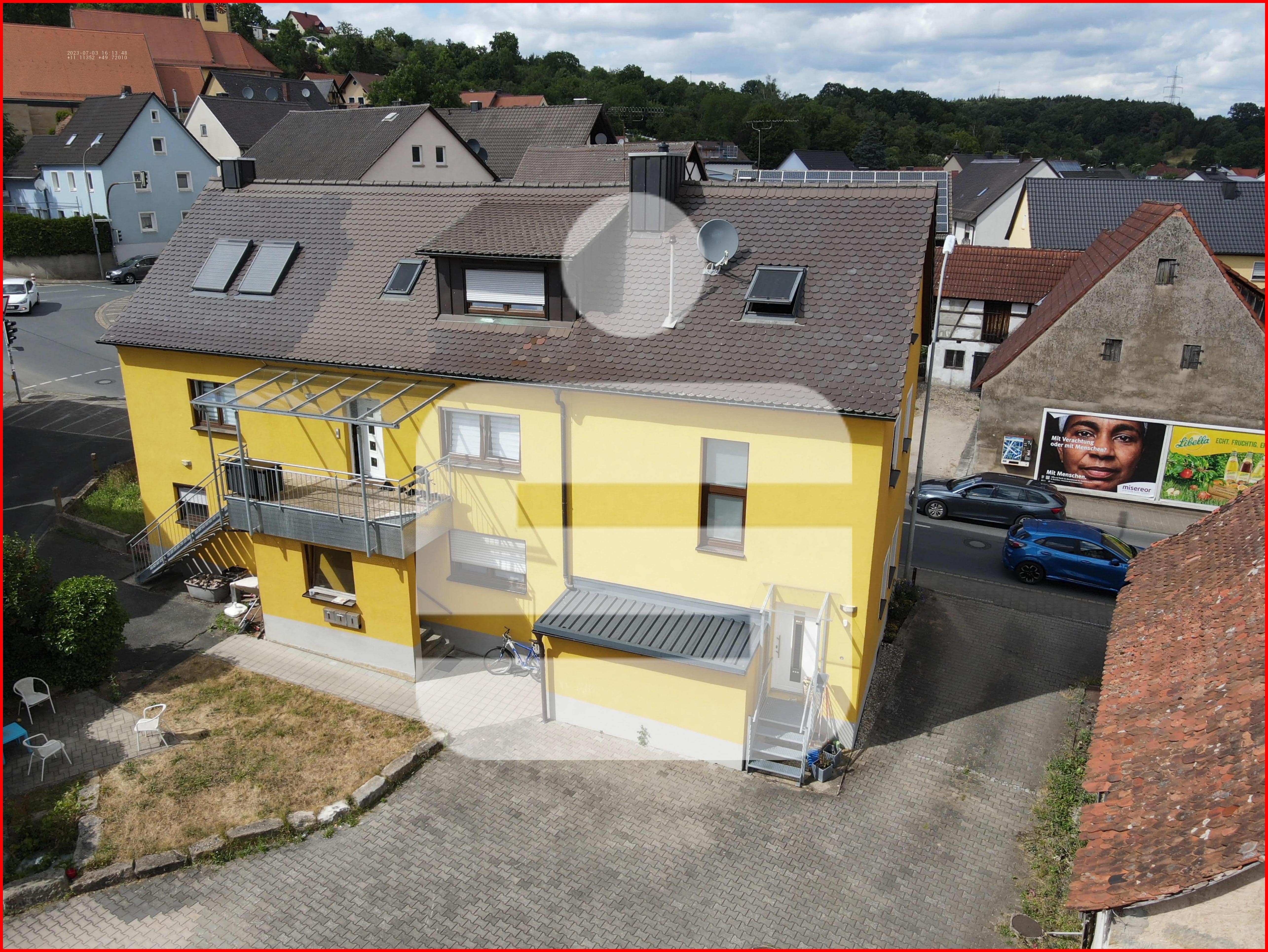 Mehrfamilienhaus zum Kauf 749.000 € 11 Zimmer 295,4 m²<br/>Wohnfläche 510 m²<br/>Grundstück Reuth Forchheim 91301