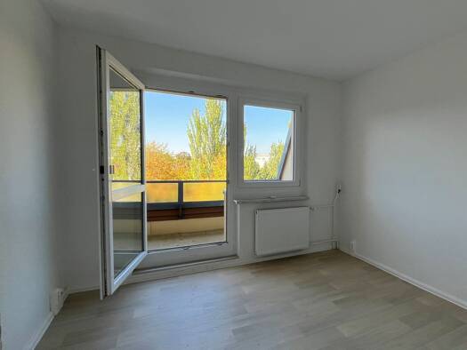 Wohnung zur Miete 535 € 4 Zimmer 81 m² 4. Geschoss Johannesstraße 140 Altstadt Erfurt 99084