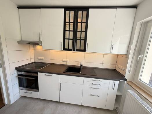 Wohnung zur Miete 900 € 4 Zimmer 75 m² Geschoss 2/3 frei ab sofort Kitzingen Kitzingen 97318