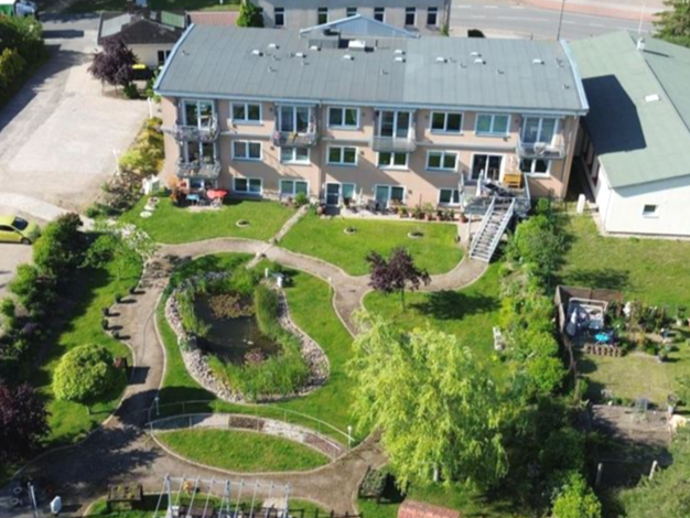 Mehrfamilienhaus zum Kauf 1.670.000 € 19 Zimmer 615 m² 6.973 m² Grundstück Am Mühlbach Charlottenthal Krakow a See 18292