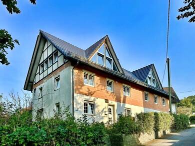Mehrfamilienhaus zum Kauf 185.000 € 8 Zimmer 242 m² 840 m² Grundstück frei ab sofort Rahrbach Kirchhundem 57399