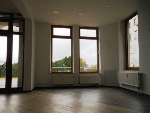 Büro zum Kauf 25.000 € 1 Zimmer 45 m² Bürofläche Marienberger Straße 4 Augustusburg 09573