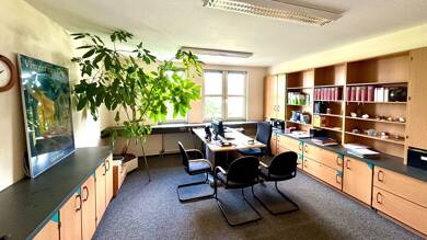 Bürofläche zum Kauf provisionsfrei 140.000 € 4 Zimmer 158,5 m² Bürofläche Bad Hersfeld Bad Hersfeld 36251
