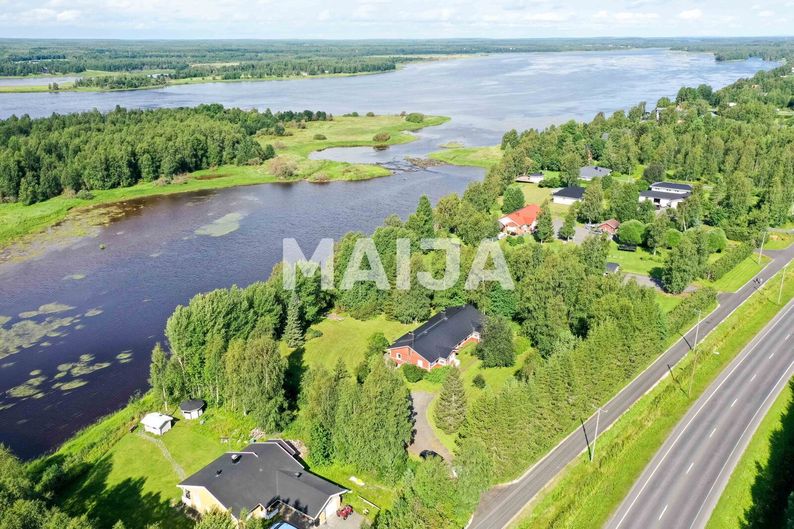 Doppelhaushälfte zum Kauf 179.000 € 8 Zimmer 216,2 m²<br/>Wohnfläche 4.482 m²<br/>Grundstück Jokivarrentie 400 Tornio 95410