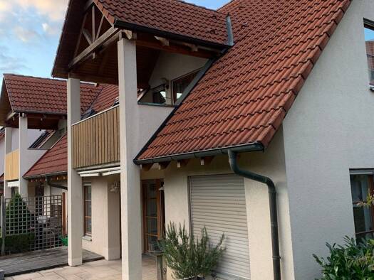 Reihenhaus zur Miete 1.950 € 5 Zimmer 140 m² 170 m² Grundstück frei ab 01.08.2026 Mörikestraße 1 Bissingen Bissingen an der Teck 73266