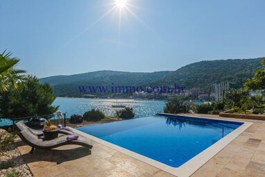 Haus zum Kauf 1.300.000 € 7 Zimmer 247 m² 391 m² Grundstück Trogir center