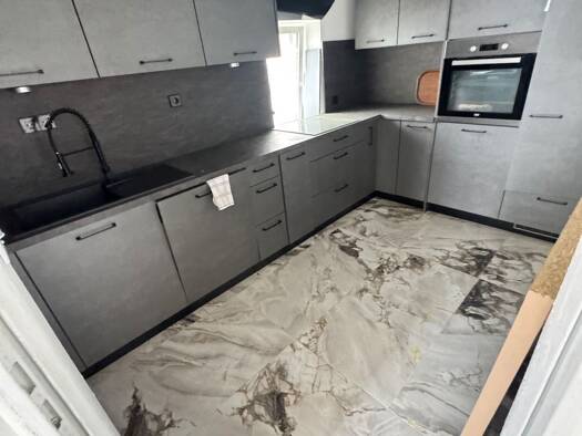 Reihenhaus zur Miete 1.350 € 5 Zimmer 146 m² 84 m² Grundstück frei ab sofort Maistraße 13 Lay Koblenz 56073