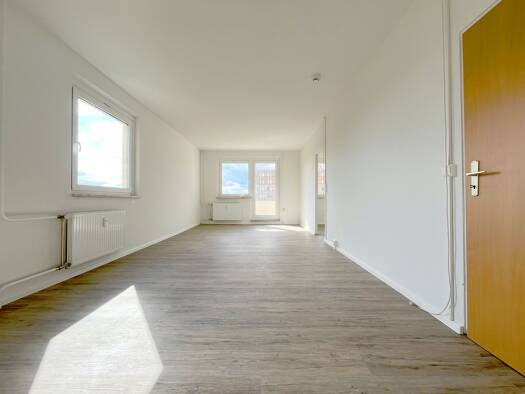 Wohnung zur Miete 330 € 3 Zimmer 75 m² Geschoss 5/10 frei ab sofort Moseler Straße 12 Pölbitz Zwickau 08058