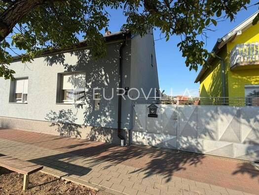 Haus zum Kauf 110.000 € 3 Zimmer 213 m² Satnica Dakovacka Satnica Đakovačka