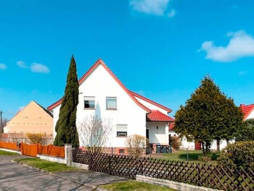 Einfamilienhaus zum Kauf 248.000 € 5 Zimmer 130 m² 4.186 m² Grundstück Kahla Plessa 04928