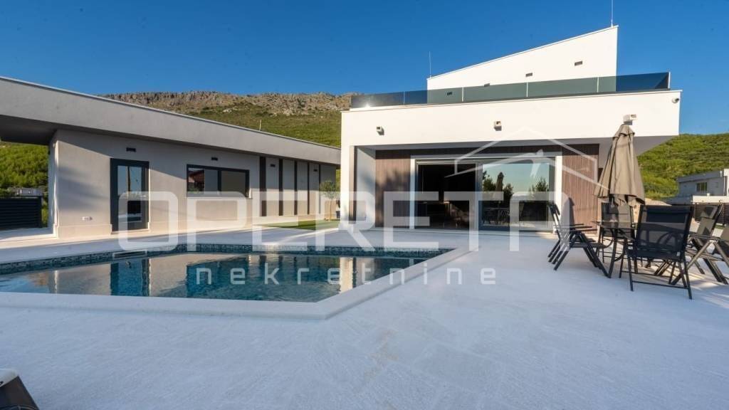 Haus zur Miete 4.000 € 4 Zimmer 170 m² Znjan - Stobrec