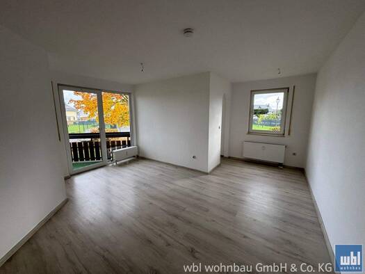 Wohnung zur Miete 360 € 2 Zimmer 52,4 m² Auf der Goldenen Höhe 2c Waldheim 04736