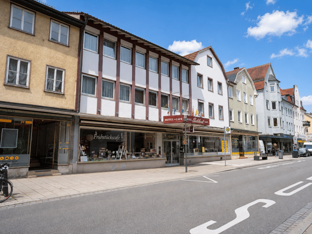 Hotel zum Kauf 1.650.000 € 26 Zimmer 2.000 m² Gastrofläche 2.740 m² Grundstück Tuttlingen Tuttlingen 78532